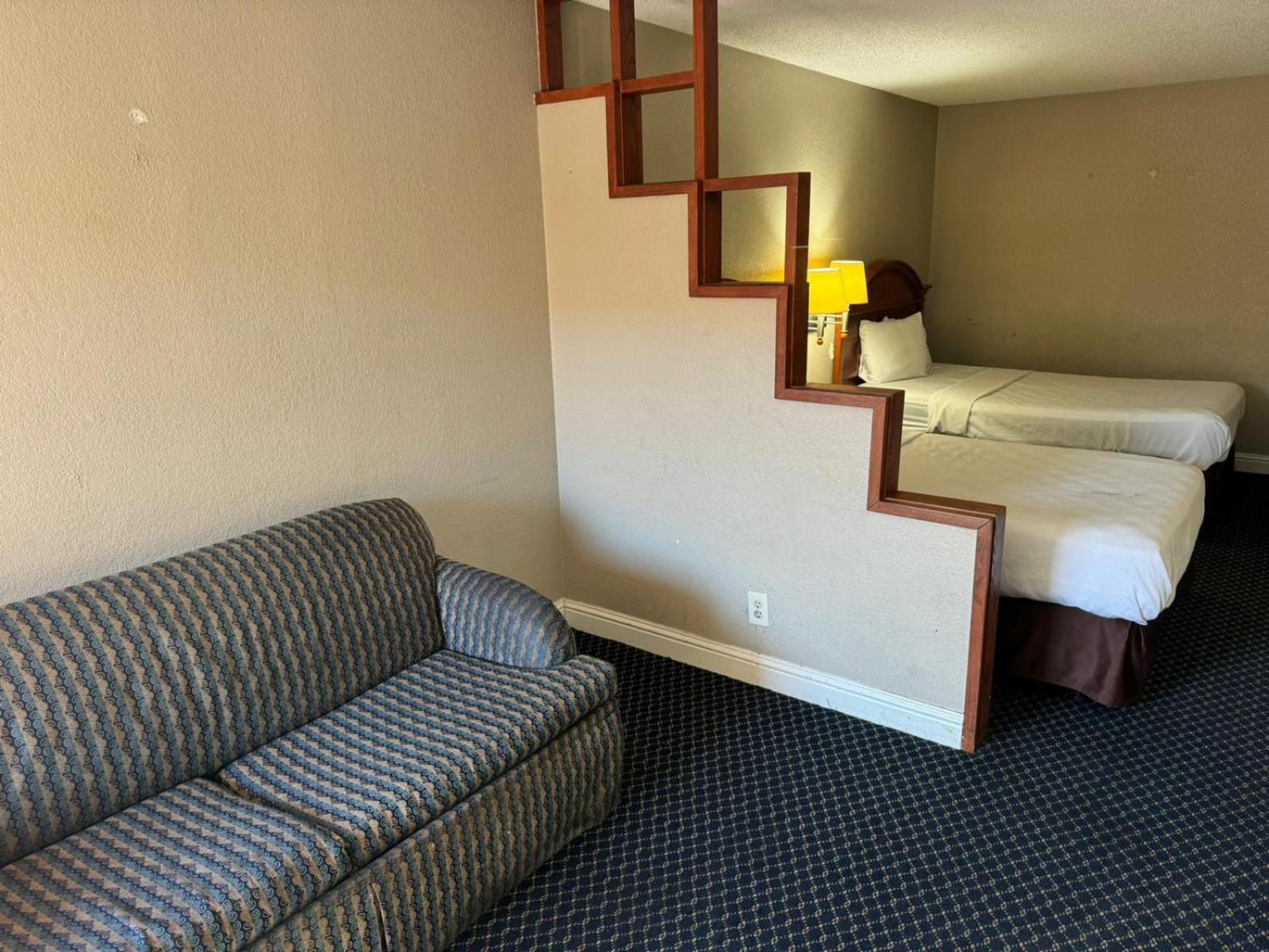 Homegate Studio And Suites San Antonio Exterior photo